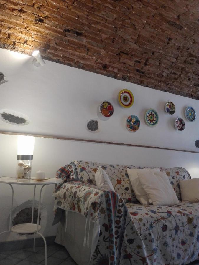 קטאניה Bouganville מראה חיצוני תמונה